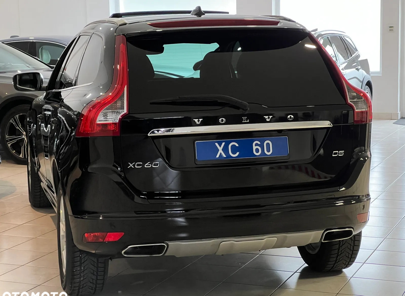 Volvo XC 60 cena 119900 przebieg: 162000, rok produkcji 2016 z Tuchów małe 497